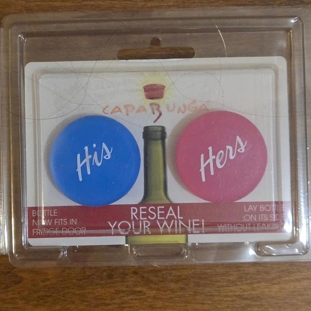 CapaBunga His and Hers Reusable Silicone Wine Bottle Resealer Caps 2 Pack NEW